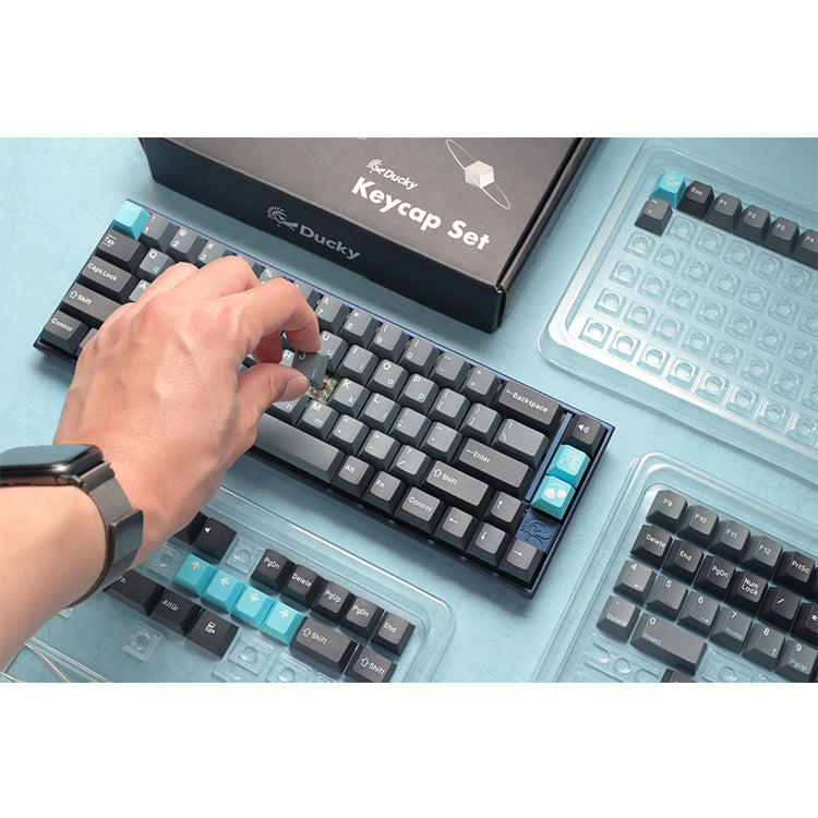 Ducky PBT Tripleshot Keycapset Skyline