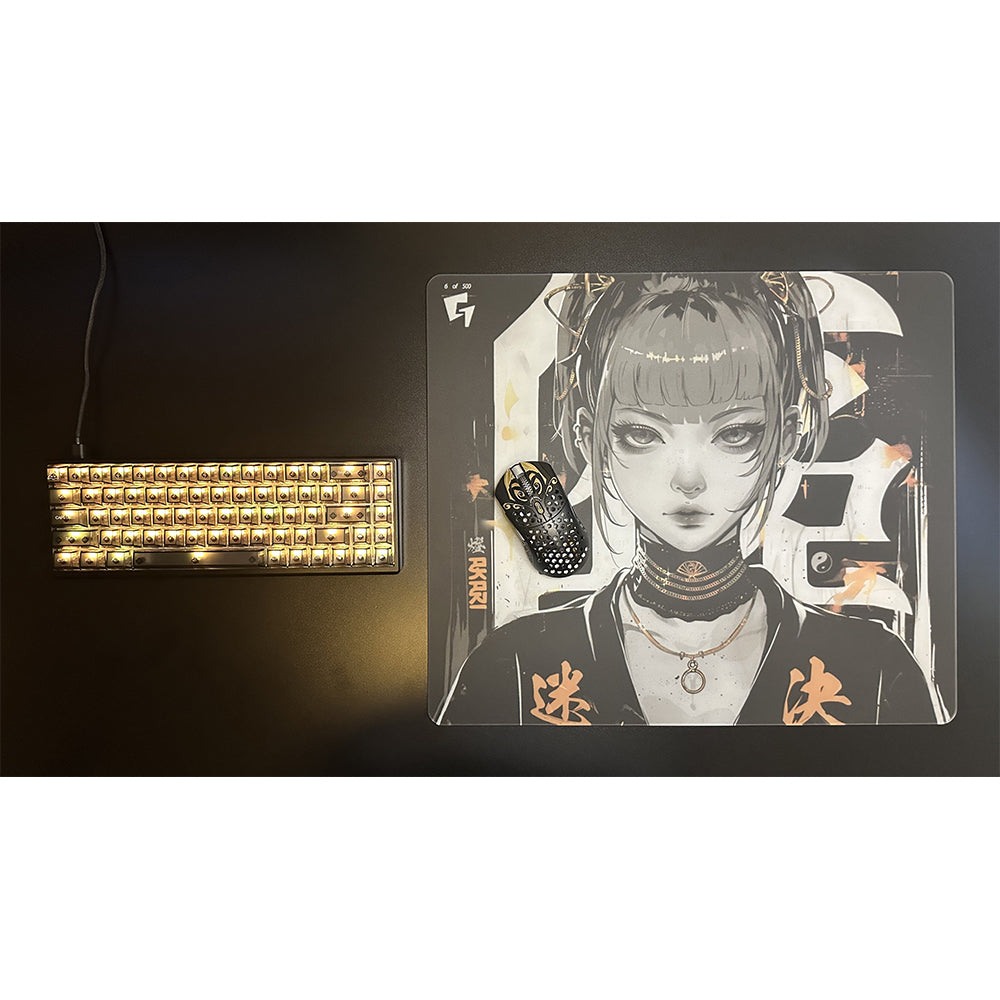 GLSSWRKS Akari Premium Glass Mousepad Gold【他商品との同梱不可】