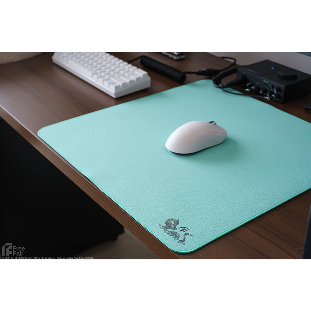FreeFall SV BASE Control + Mousepad V2 Blue