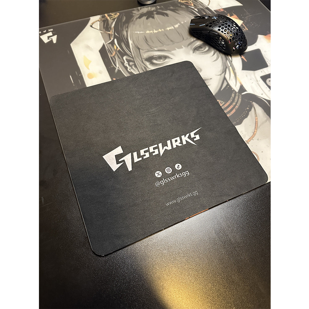 GLSSWRKS Akari Premium Glass Mousepad Gold【他商品との同梱不可】